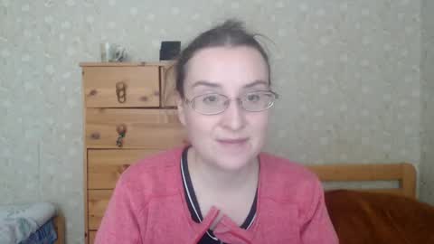 Snapshot of smart_rose chatting on 02/13/25, 12:54 smart_rose online show from 02/13/25, 12:54