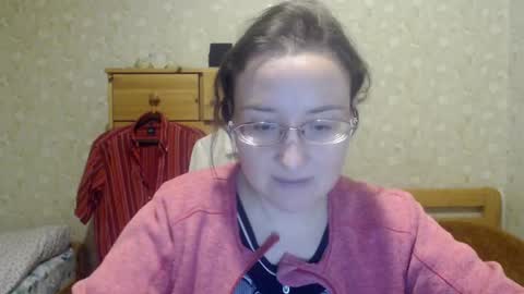 Snapshot of smart_rose chatting on 03/05/25, 03:18 smart_rose online show from 03/05/25, 03:18