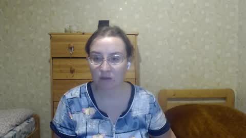 Snapshot of smart_rose chatting on 03/11/25, 04:18 smart_rose online show from 03/11/25, 04:18