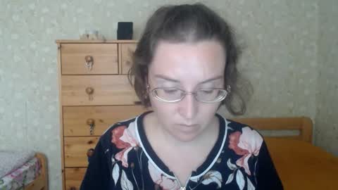 Snapshot of smart_rose chatting on 09/09/25, 01:43 smart_rose online show from 09/09/25, 01:43