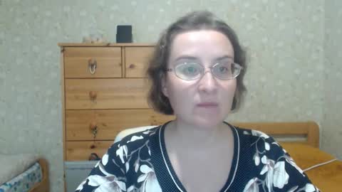Snapshot of smart_rose chatting on 09/16/25, 02:40 smart_rose online show from 09/16/25, 02:40