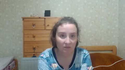 Snapshot of smart_rose chatting on 09/24/25, 02:42 smart_rose online show from 09/24/25, 02:42