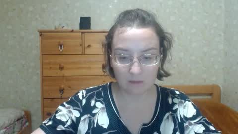 Snapshot of smart_rose chatting on 10/07/25, 05:32 smart_rose online show from 10/07/25, 05:32