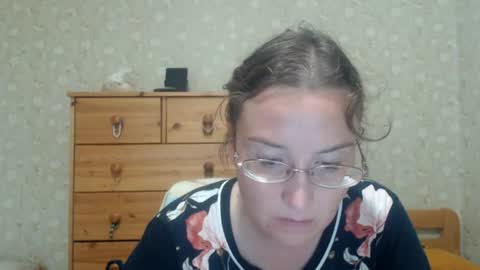 smart_rose online show from 06/22/26, 05:10