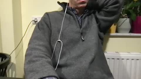 Snapshot of smart_sex69 chatting on 12/18/25, 05:41 smart_sex69 online show from 12/18/25, 05:41