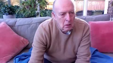 Snapshot of smartmeter chatting on 11/26/25, 08:37 smartmeter online show from 11/26/25, 08:37