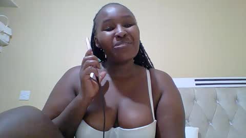 Snapshot of smartqueen1 chatting on 05/23/26, 03:05 Katerina online show from 05/23/26, 03:05