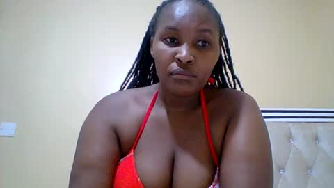 Snapshot of smartqueen1 chatting on 06/24/26, 12:59 Katerina online show from 06/24/26, 12:59