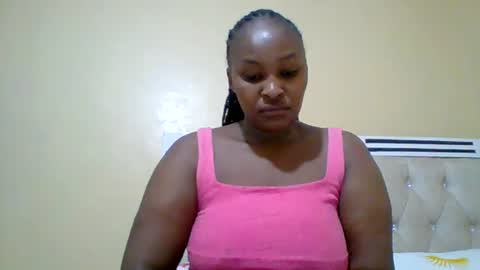 Snapshot of smartqueen1 chatting on 07/05/26, 02:18 Katerina online show from 07/05/26, 02:18