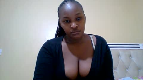 Snapshot of smartqueen1 chatting on 07/13/26, 02:47 Katerina online show from 07/13/26, 02:47