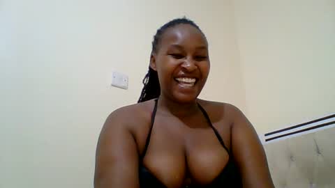Snapshot of smartqueen1 chatting on 07/30/26, 11:59 Katerina online show from 07/30/26, 11:59