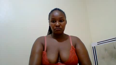 Snapshot of smartqueen1 chatting on 08/02/26, 01:15 Katerina online show from 08/02/26, 01:15