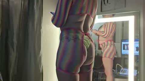 Snapshot of smashinganna916 chatting on 02/16/26, 09:49 smashinganna916 online show from 02/16/26, 09:49