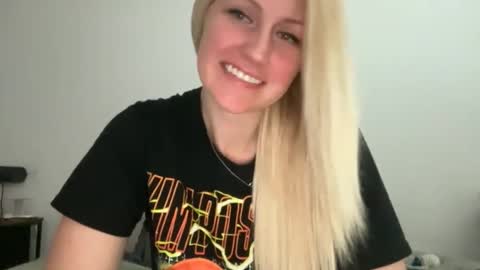 smexxii93 online show from 03/04/26, 04:35