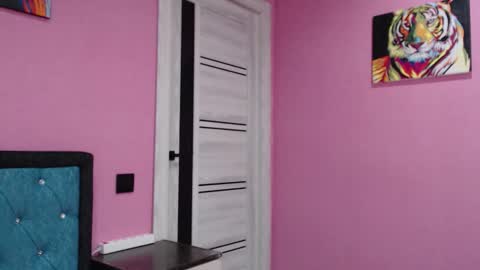 Snapshot of smile_cute_fox chatting on 12/19/25, 03:19 smile_cute_fox online show from 12/19/25, 03:19