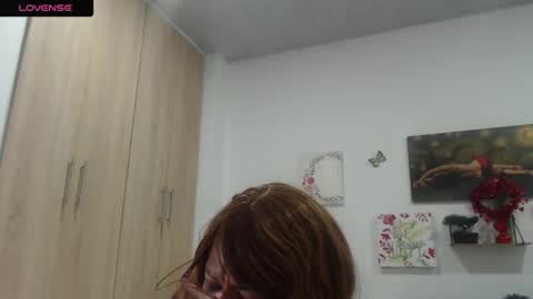 Smileth online show from 04/08/26, 02:17