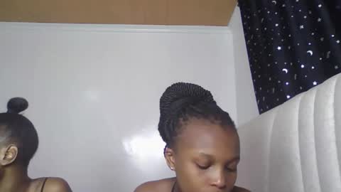 smiley luv1 online show from 03/03/26, 09:21