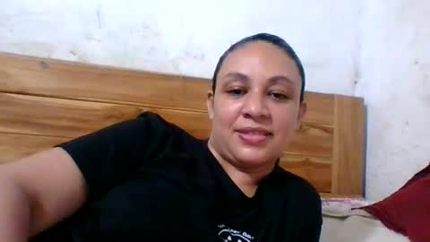 Snapshot of smileycherry chatting on 11/02/25, 03:42 smileycherry online show from 11/02/25, 03:42