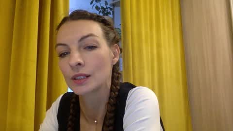smiling_lexa online show from 11/06/25, 06:47