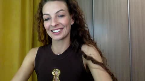 smiling_lexa online show from 06/15/26, 07:05