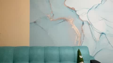 smiling_riddle online show from 12/17/24, 01:27