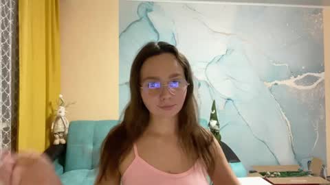 smiling_riddle online show from 12/18/24, 04:17