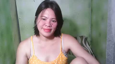 Snapshot of smilinglady27 chatting on 12/28/24, 10:25 smilinglady27 online show from 12/28/24, 10:25