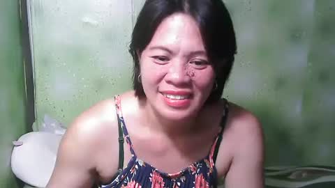 Snapshot of smilinglady27 chatting on 03/11/25, 11:55 smilinglady27 online show from 03/11/25, 11:55