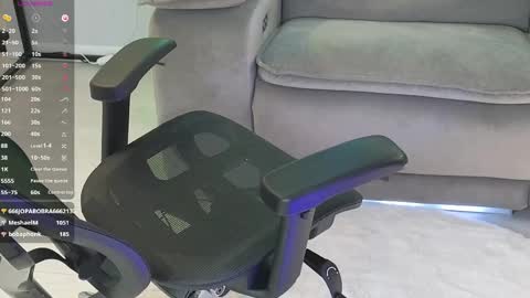 Snapshot of smilym chatting on 03/07/25, 05:29 smilym online show from 03/07/25, 05:29