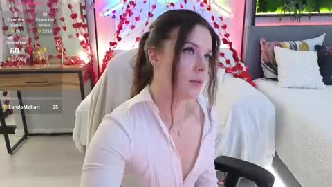 Snapshot of smilym chatting on 02/07/26, 12:14 smilym online show from 02/07/26, 12:14