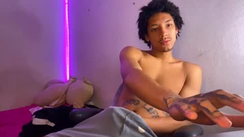 Snapshot of smith_kiki66 chatting on 06/14/26, 03:19 smith_kiki66 online show from 06/14/26, 03:19