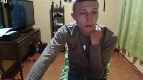 smith_lechosoxxx online show from 09/16/25, 12:22