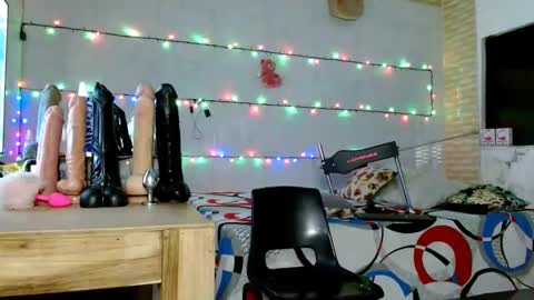 Smithdara online show from 11/24/25, 12:54