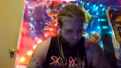 smoke online show from 11/01/25, 09:44