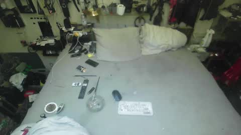 smokeslut365 online show from 12/18/25, 10:05