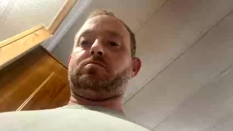 Snapshot of smokeymt420 chatting on 11/12/25, 05:08 smokeymt420 online show from 11/12/25, 05:08