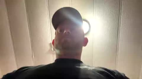 Snapshot of smokeymt420 chatting on 11/19/25, 05:29 smokeymt420 online show from 11/19/25, 05:29