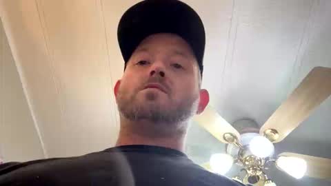 Snapshot of smokeymt420 chatting on 11/26/25, 11:50 smokeymt420 online show from 11/26/25, 11:50