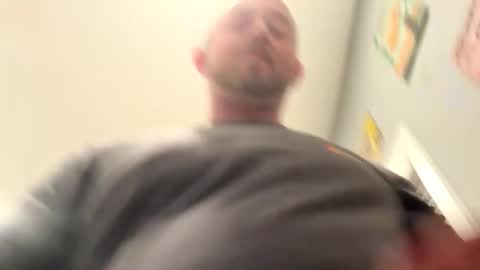 Snapshot of smokeymt420 chatting on 02/20/26, 03:25 smokeymt420 online show from 02/20/26, 03:25