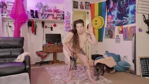 Big Dawg online show from 11/17/25, 03:34