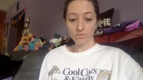 Snapshot of smokinsailorscout chatting on 10/06/25, 05:21 smokinsailorscout online show from 10/06/25, 05:21