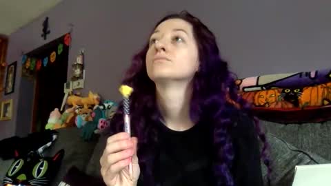 Snapshot of smokinsailorscout chatting on 11/06/25, 06:31 smokinsailorscout online show from 11/06/25, 06:31