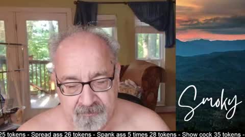 Snapshot of smokymountanman chatting on 07/10/26, 12:04 smokymountanman online show from 07/10/26, 12:04