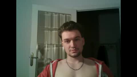 Snapshot of smoqeezy chatting on 05/13/26, 01:03 sugar cube online show from 05/13/26, 01:03