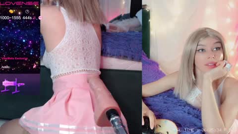 Snapshot of smurfette77 chatting on 01/18/25, 03:38 Sex-machine is my passion activate it with your tips and enjoy with me online show from 01/18/25, 03:38