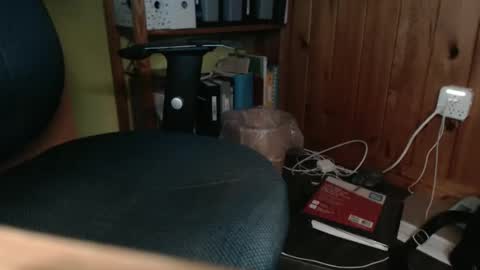 Snapshot of sn0man69 chatting on 02/23/25, 02:51 sn0man69 online show from 02/23/25, 02:51