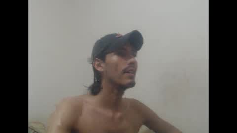 Snapshot of snackontime19 chatting on 06/04/26, 02:39 snackontime19 online show from 06/04/26, 02:39