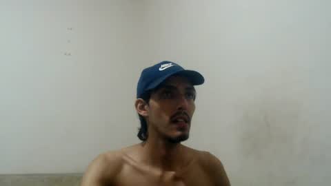 Snapshot of snackontime19 chatting on 06/17/26, 05:21 snackontime19 online show from 06/17/26, 05:21
