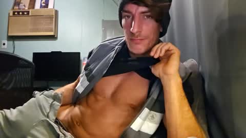 Snapshot of snackyyyy chatting on 02/08/26, 01:20 Snackyyyy online show from 02/08/26, 01:20