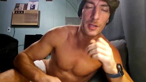 Snapshot of snackyyyy chatting on 02/14/26, 02:08 Snackyyyy online show from 02/14/26, 02:08